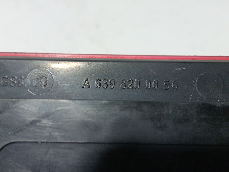 Recambio de luz central de freno para mercedes-benz viano (w639) 3.2 (639.711, 639.811) referencia OEM IAM A6398200056  