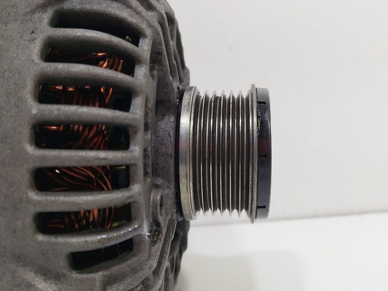 Recambio de alternador para citroën c4 grand picasso 2.0 hdi fap referencia OEM IAM 9646321880  