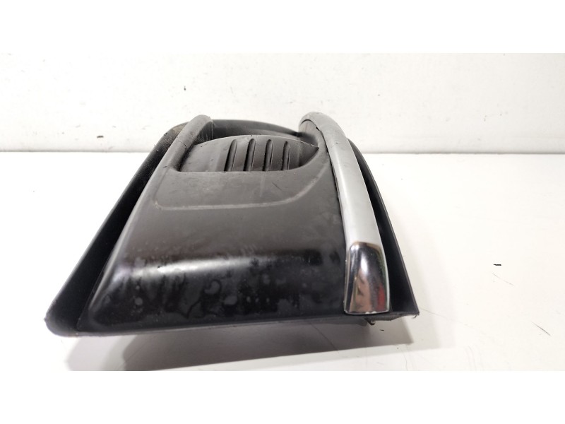 Recambio de moldura para citroën c4 grand picasso i (ua_) 1.6 hdi 110 referencia OEM IAM 9654197977  