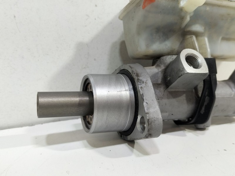 Recambio de bomba freno para renault clio iii grandtour (kr0/1_) 1.5 dci referencia OEM IAM 8200129956  