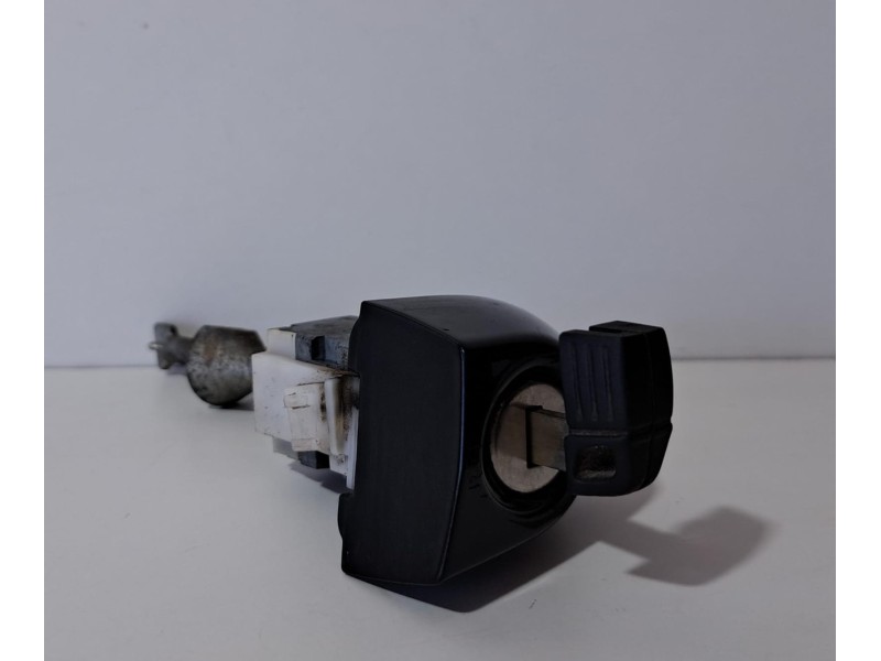 Recambio de bombin puerta delantera izquierda para bmw serie 1 berlina (e81/e87) 118d referencia OEM IAM N47D20A 76148 