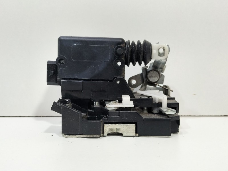 Recambio de cerradura puerta delantera izquierda para dacia logan (ls_) 1.5 dci (ls04) referencia OEM IAM LOGAN (LS_) 1.5 dCi (L