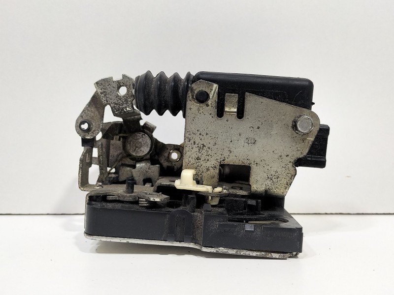 Recambio de cerradura puerta trasera derecha para dacia logan (ls_) 1.5 dci (ls04) referencia OEM IAM LOGAN (LS_) 1.5 dCi (LS04)