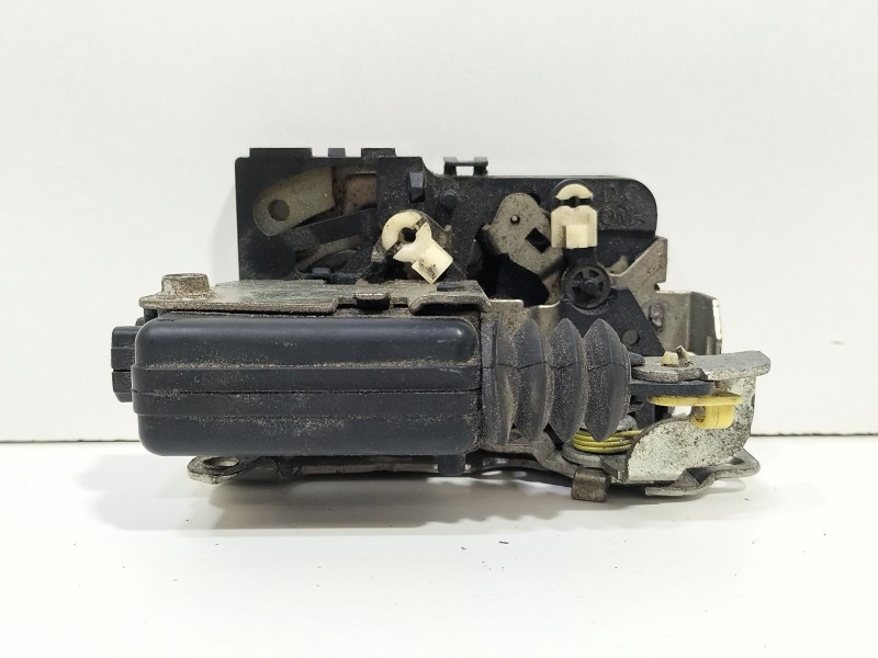 Recambio de cerradura puerta delantera derecha para dacia logan (ls_) 1.5 dci (ls04) referencia OEM IAM LOGAN (LS_) 1.5 dCi (LS0