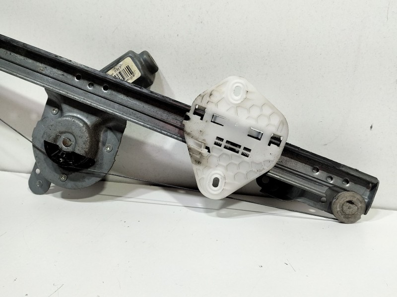 Recambio de elevalunas delantero derecho para dacia logan (ls_) 1.5 dci (ls04) referencia OEM IAM 400727D  