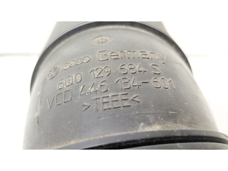 Recambio de tubo para seat ibiza iii (6l1) 1.9 tdi referencia OEM IAM 6Q0129684S  