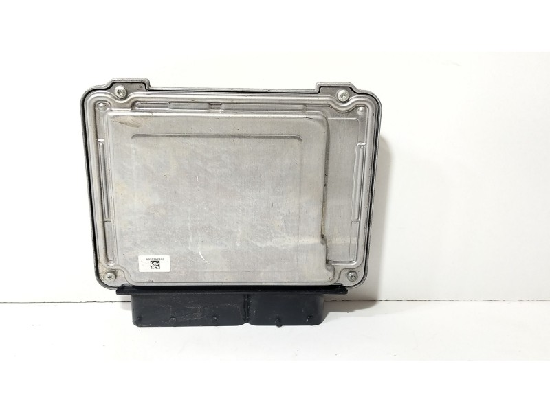 Recambio de centralita motor uce para seat leon st (5f8) 1.0 tsi referencia OEM IAM 04C907309BB  