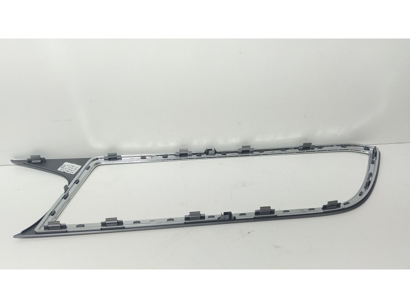 Recambio de moldura para seat leon st (5f8) 1.0 tsi referencia OEM IAM 5F1858061A  