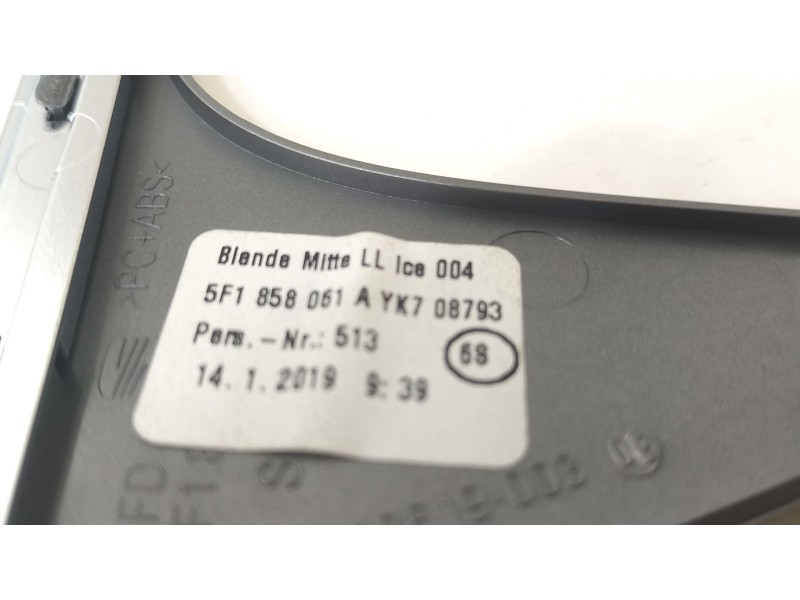 Recambio de moldura para seat leon st (5f8) 1.0 tsi referencia OEM IAM 5F1858061A  