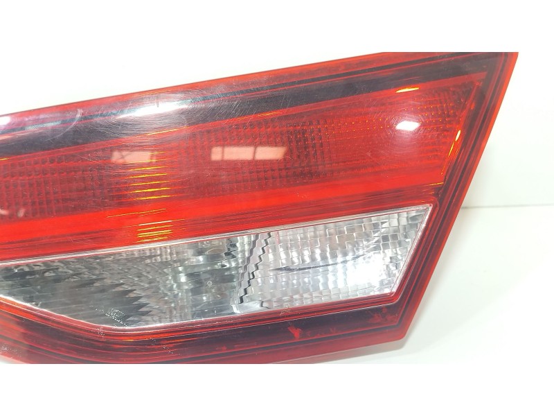 Recambio de piloto trasero derecho de porton para seat leon st (5f8) 1.0 tsi referencia OEM IAM 5F0945094L  