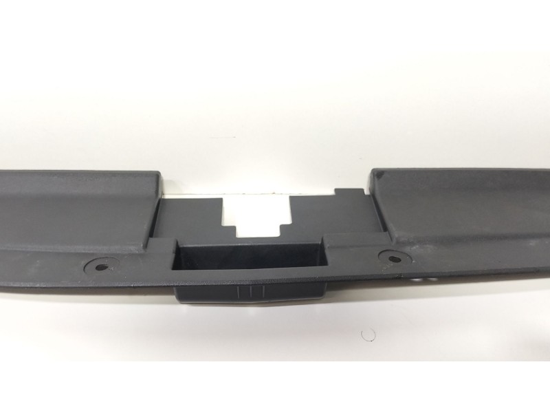 Recambio de molduras delanteras para seat leon st (5f8) 1.0 tsi referencia OEM IAM 5F0853655B  