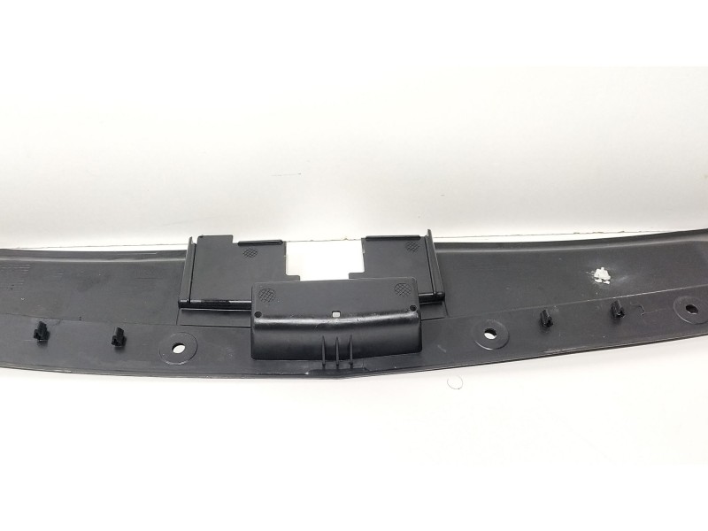 Recambio de molduras delanteras para seat leon st (5f8) 1.0 tsi referencia OEM IAM 5F0853655B  