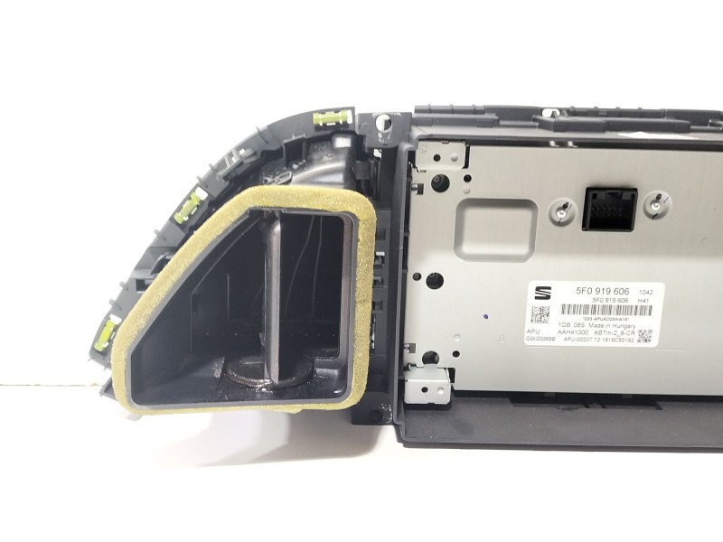 Recambio de pantalla multifuncion para seat leon st (5f8) 1.0 tsi referencia OEM IAM 5F0919606  