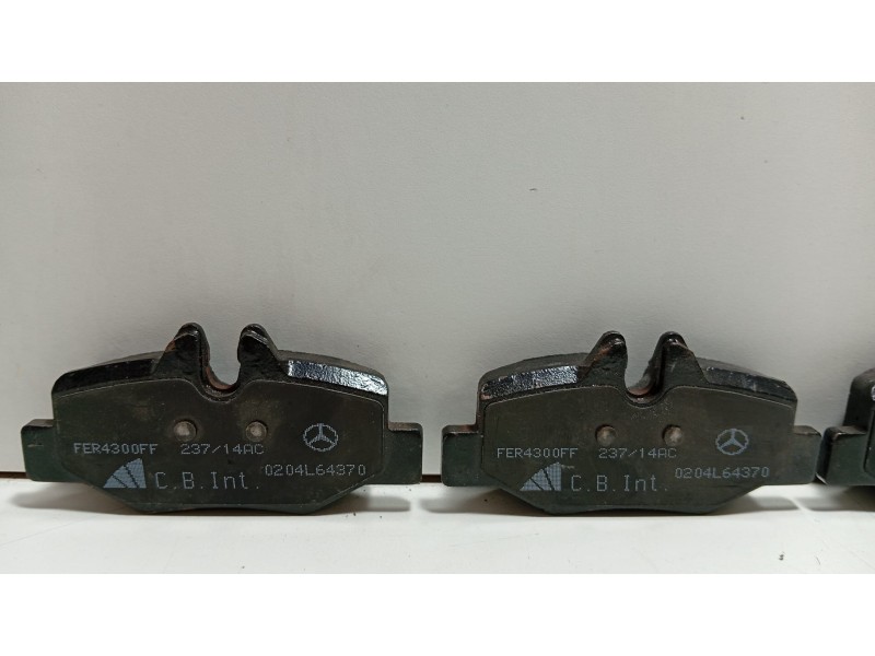 Recambio de pastillas de freno para mercedes-benz clase v (w447) v 200 cdi / d 4-matic (447.811, 447.813, 447.815) referencia OE