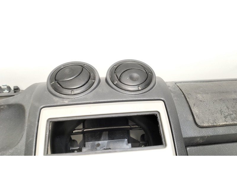 Recambio de salpicadero para dacia logan (ls_) 1.5 dci (ls0w) referencia OEM IAM 681002065R  