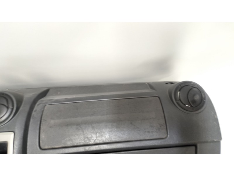 Recambio de salpicadero para dacia logan (ls_) 1.5 dci (ls0w) referencia OEM IAM 681002065R  