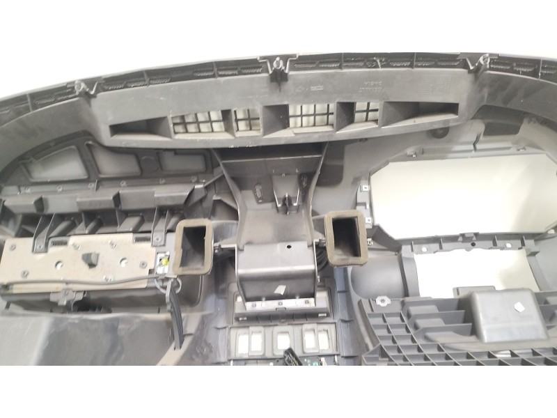 Recambio de salpicadero para dacia logan (ls_) 1.5 dci (ls0w) referencia OEM IAM 681002065R  