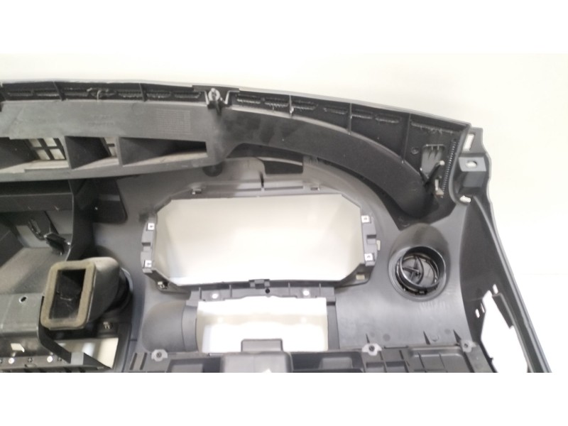 Recambio de salpicadero para dacia logan (ls_) 1.5 dci (ls0w) referencia OEM IAM 681002065R  