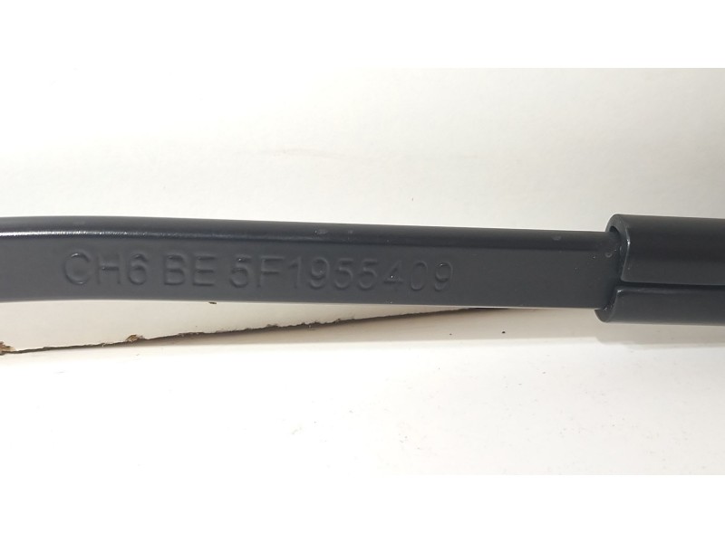 Recambio de brazo limpia delantero izquierdo para seat leon st (5f8) 1.0 tsi referencia OEM IAM 5F1955409  