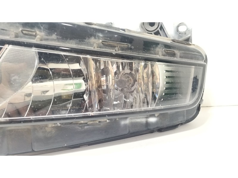 Recambio de faro antiniebla derecho para seat leon st (5f8) 1.0 tsi referencia OEM IAM 575941702A  