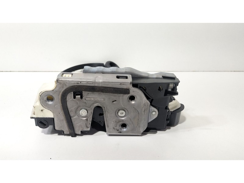 Recambio de cerradura puerta delantera izquierda para seat leon st (5f8) 1.0 tsi referencia OEM IAM 5K1837016J  