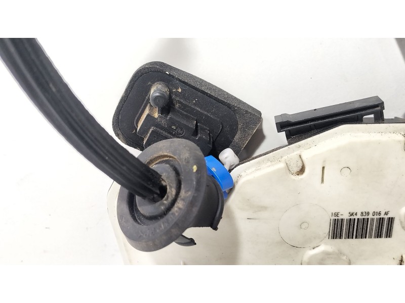 Recambio de cerradura puerta trasera derecha para seat leon st (5f8) 1.0 tsi referencia OEM IAM 5K4839016AF  