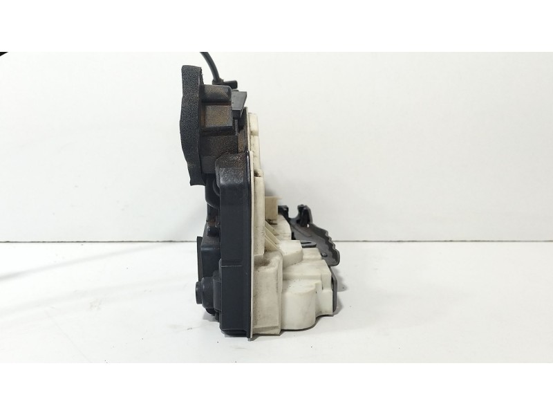 Recambio de cerradura puerta trasera derecha para seat leon st (5f8) 1.0 tsi referencia OEM IAM 5K4839016AF  