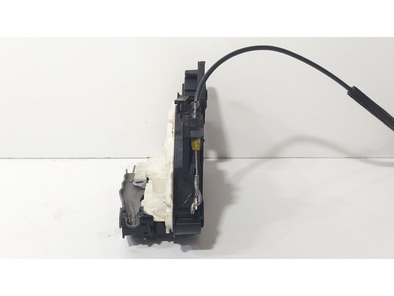 Recambio de cerradura puerta trasera derecha para seat leon st (5f8) 1.0 tsi referencia OEM IAM 5K4839016AF  