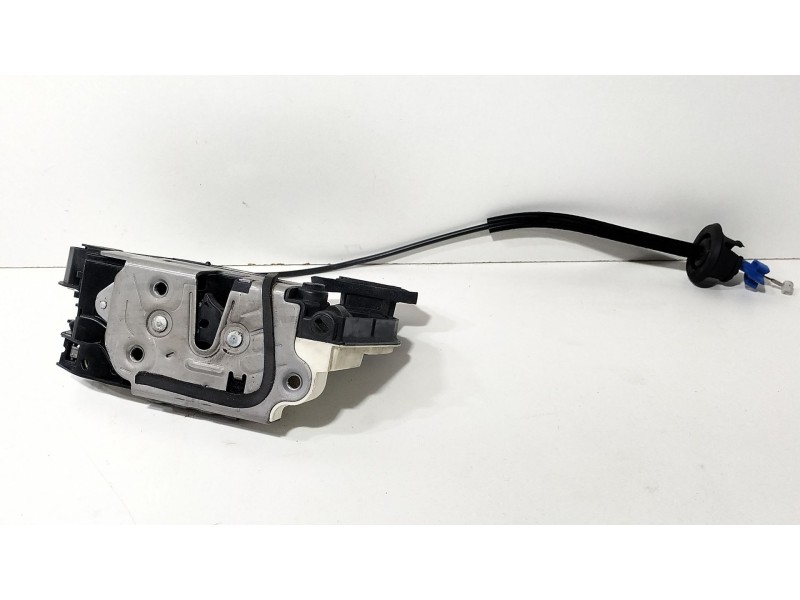 Recambio de cerradura puerta trasera derecha para seat leon st (5f8) 1.0 tsi referencia OEM IAM 5K4839016AF  