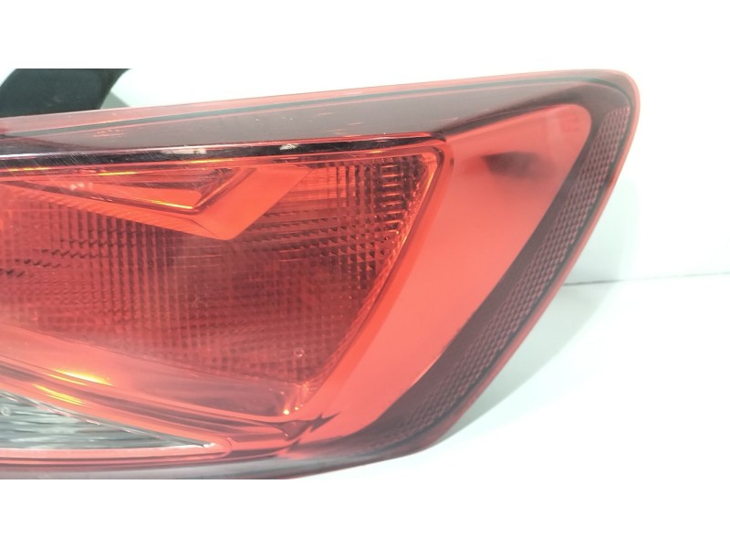 Recambio de piloto trasero derecho para seat leon st (5f8) 1.0 tsi referencia OEM IAM 5F0945096D  