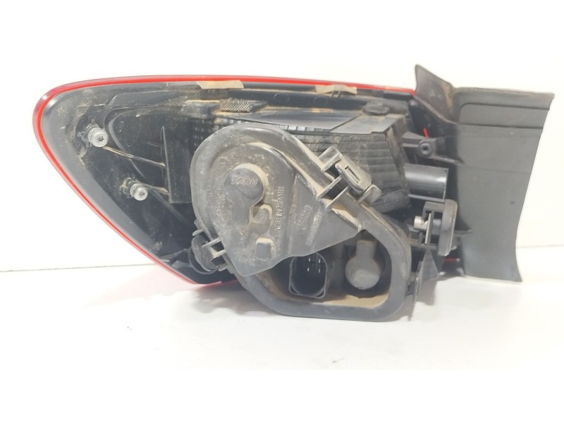 Recambio de piloto trasero derecho para seat leon st (5f8) 1.0 tsi referencia OEM IAM 5F0945096D  