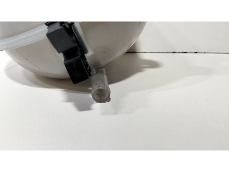 Recambio de deposito expansion para seat leon st (5f8) 1.0 tsi referencia OEM IAM 5Q0121407S  