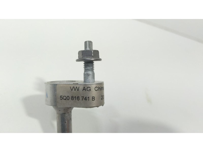 Recambio de tubos aire acondicionado para seat leon st (5f8) 1.0 tsi referencia OEM IAM 5Q0816741B  