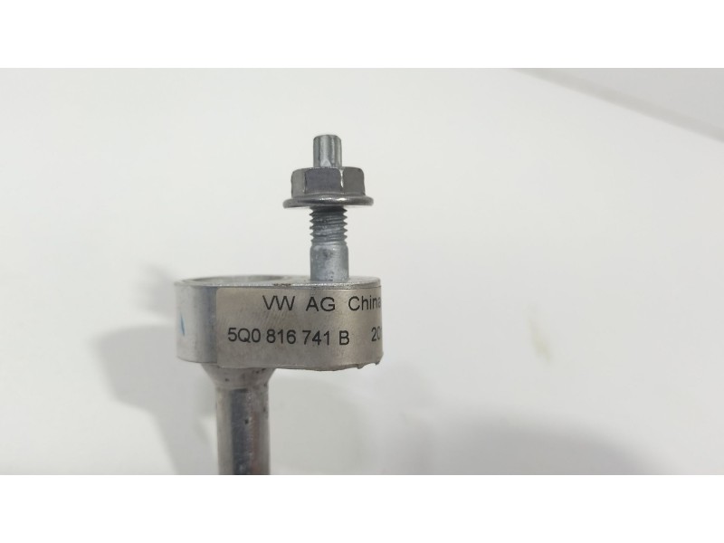 Recambio de tubos aire acondicionado para seat leon st (5f8) 1.0 tsi referencia OEM IAM 5Q0816741B  
