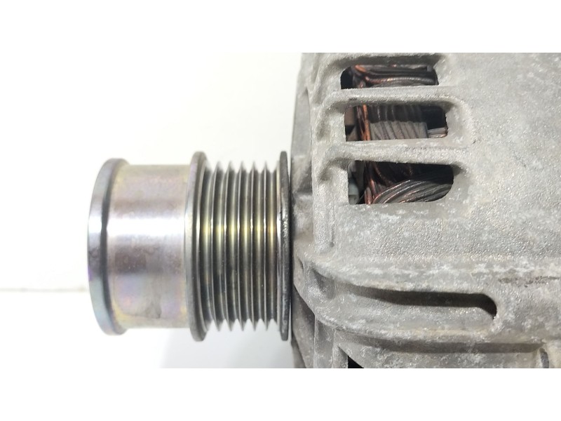 Recambio de alternador para seat leon st (5f8) 1.0 tsi referencia OEM IAM 04E903015  