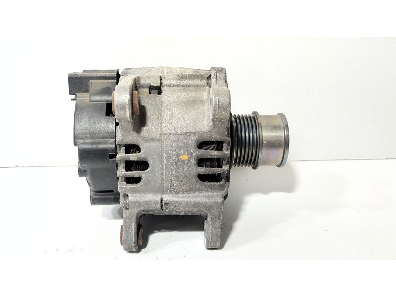Recambio de alternador para seat leon st (5f8) 1.0 tsi referencia OEM IAM 04E903015  