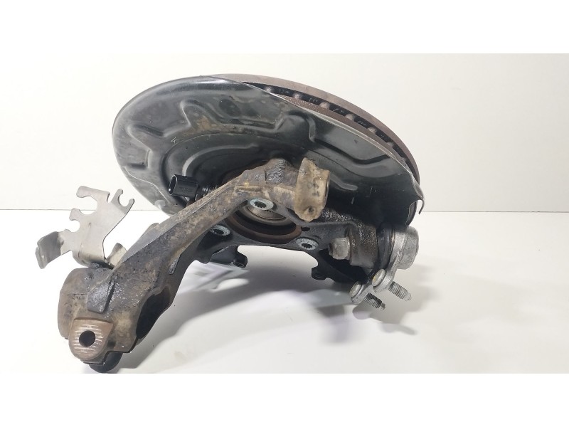 Recambio de mangueta delantera derecha para seat leon st (5f8) 1.0 tsi referencia OEM IAM 5Q0407254C  