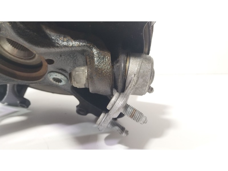 Recambio de mangueta delantera derecha para seat leon st (5f8) 1.0 tsi referencia OEM IAM 5Q0407254C  