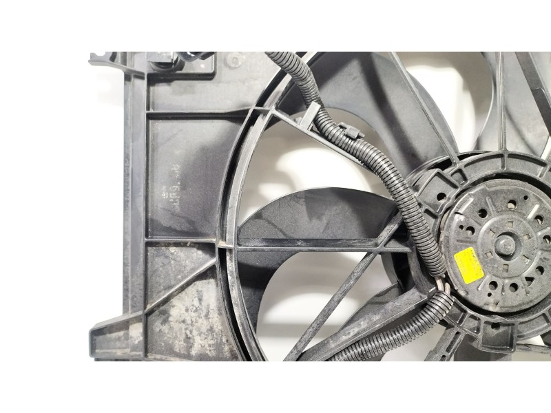 Recambio de electroventilador para hyundai tucson (jm) 2.0 crdi referencia OEM IAM 253802EXXX  