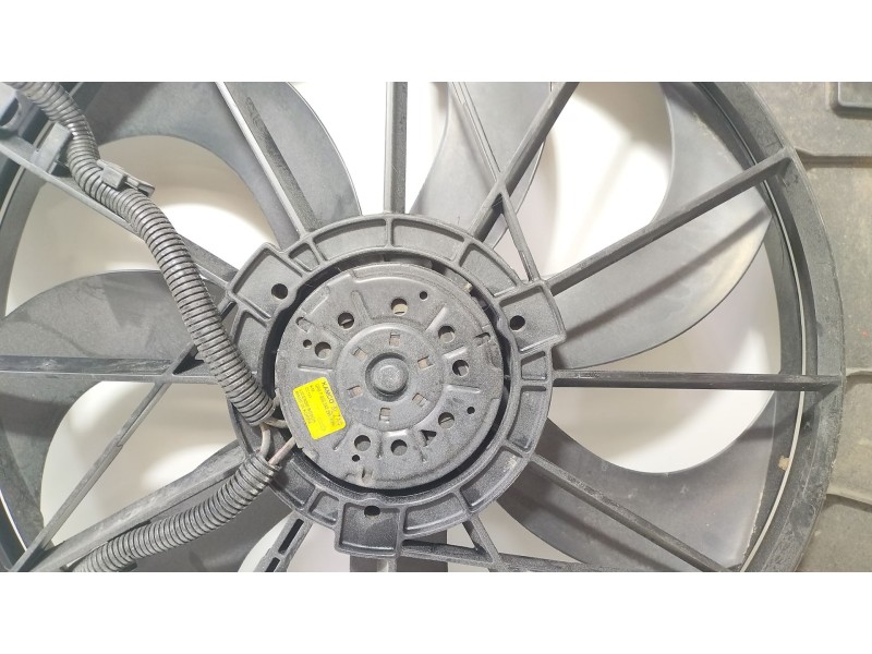 Recambio de electroventilador para hyundai tucson (jm) 2.0 crdi referencia OEM IAM 253802EXXX  