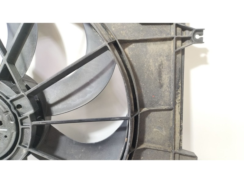 Recambio de electroventilador para hyundai tucson (jm) 2.0 crdi referencia OEM IAM 253802EXXX  