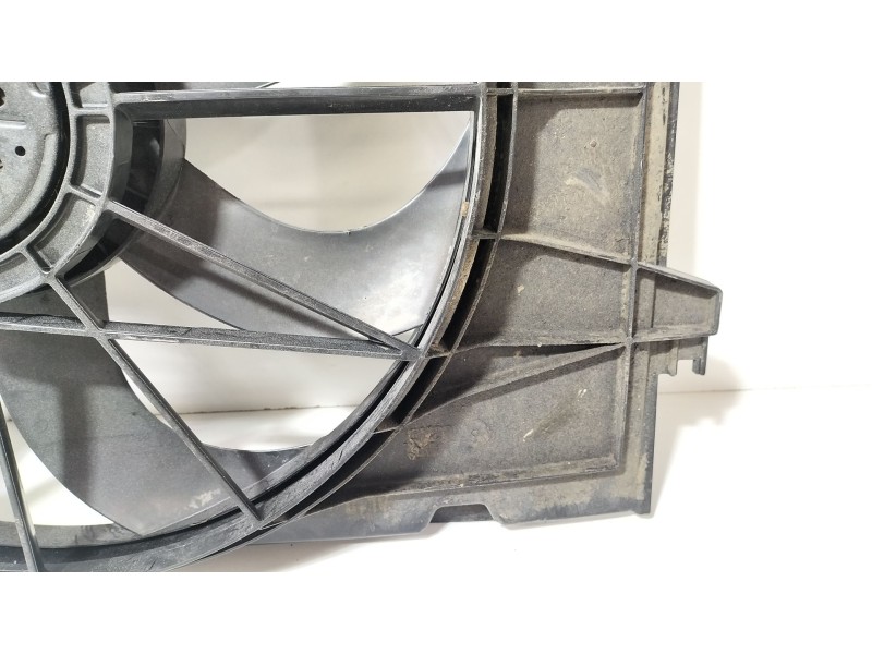 Recambio de electroventilador para hyundai tucson (jm) 2.0 crdi referencia OEM IAM 253802EXXX  