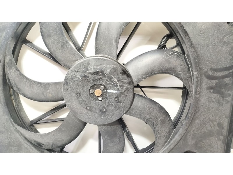 Recambio de electroventilador para hyundai tucson (jm) 2.0 crdi referencia OEM IAM 253802EXXX  