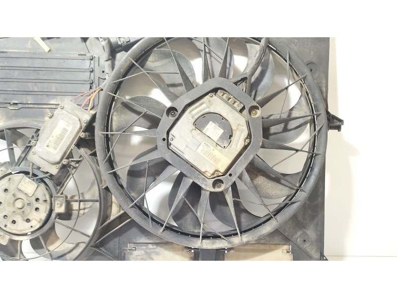 Recambio de electroventilador para volkswagen touareg (7la, 7l6, 7l7) 5.0 v10 tdi referencia OEM IAM 7L0121208G  