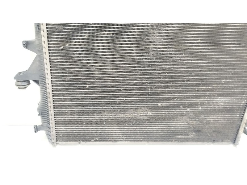 Recambio de radiador agua para volkswagen touareg (7la, 7l6, 7l7) 5.0 v10 tdi referencia OEM IAM 7L6121253E  