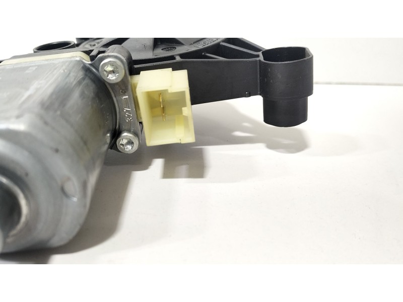 Recambio de motor elevalunas delantero izquierdo para seat leon st (5f8) 1.0 tsi referencia OEM IAM 5Q0959801B  