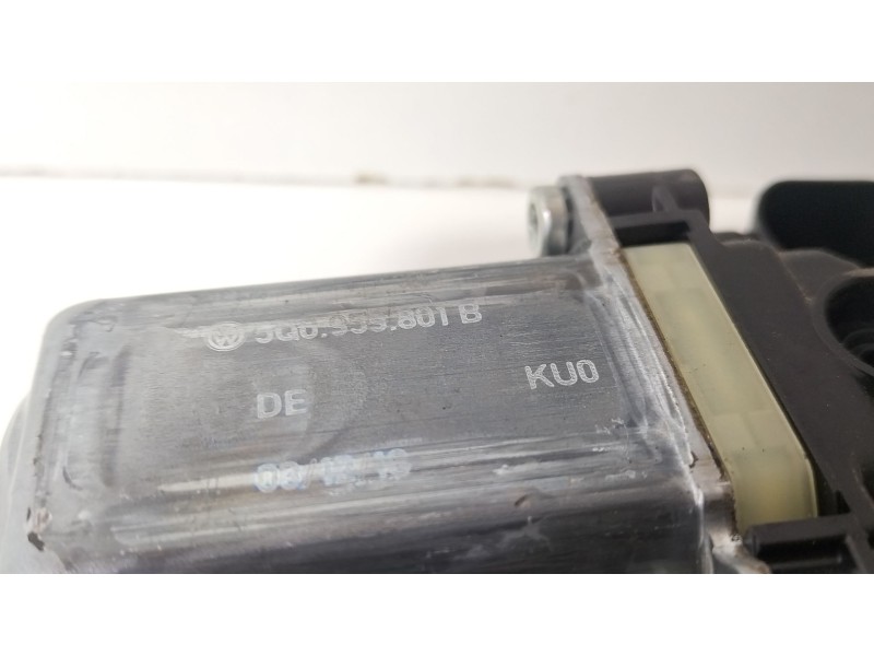 Recambio de motor elevalunas delantero izquierdo para seat leon st (5f8) 1.0 tsi referencia OEM IAM 5Q0959801B  