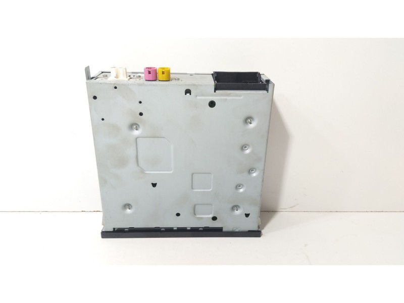 Recambio de sistema audio / radio cd para seat leon st (5f8) 1.0 tsi referencia OEM IAM 5F0035824C  
