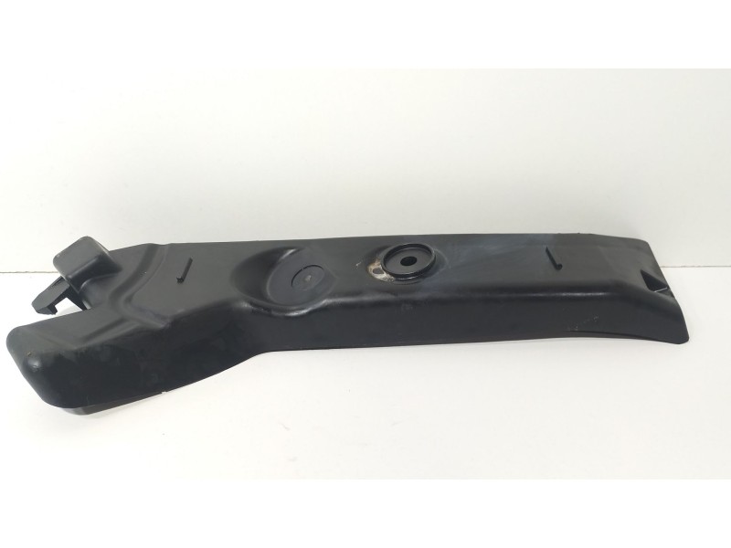 Recambio de moldura para seat leon st (5f8) 1.0 tsi referencia OEM IAM 5F0807375  