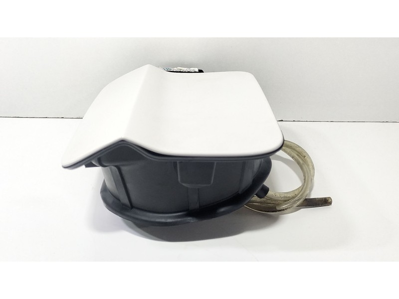 Recambio de tapa exterior combustible para seat leon st (5f8) 1.0 tsi referencia OEM IAM 5F4809905F  